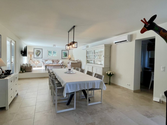 Luxury Property for sale near Fayence en Provence - Real estate