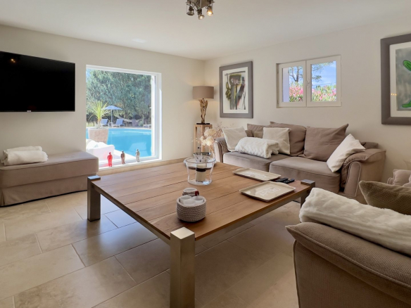 Luxury Property for sale near Fayence en Provence - Real estate