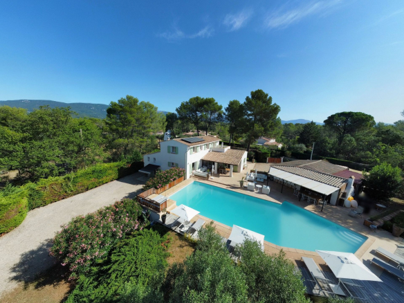 Luxury Property for sale near Fayence en Provence - Real estate