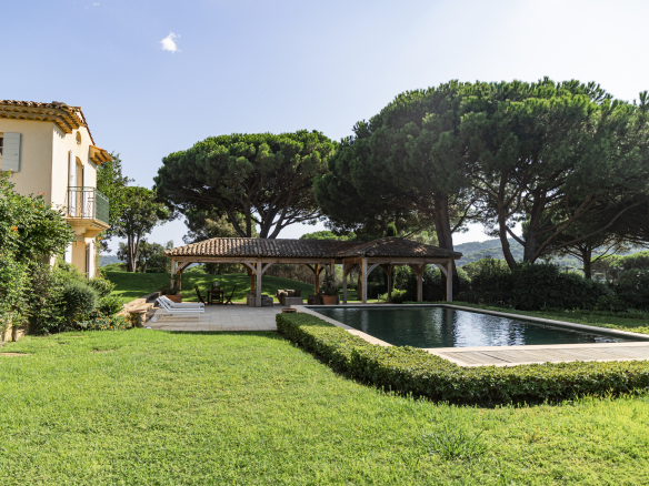 Luxury Property Domaine for sale in Ramatuelle Côte d'Azur - Real estate