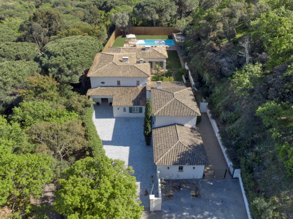 Luxury Property for sale in Ramatuelle Côte d'Azur - Real estate