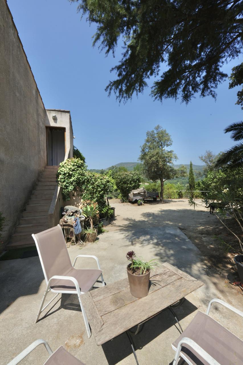 Luxury Property for sale in Grimaud Côte d'Azur - Real estate