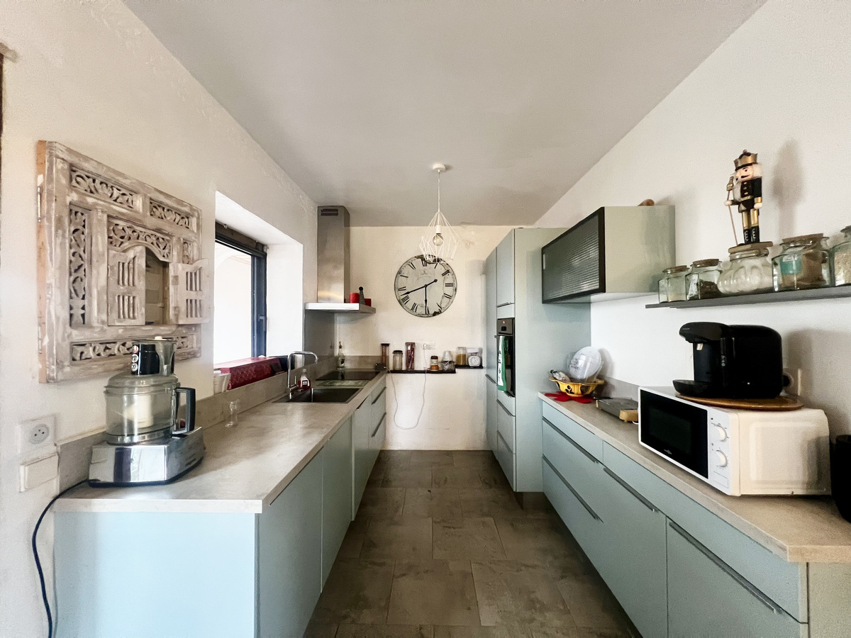 Sale-Property-Grimaud-2026-Kitchen Luxury Property for sale in Grimaud Côte d'Azur - Real estateLuxury Property for sale in Grimaud Côte d'Azur - Real estate