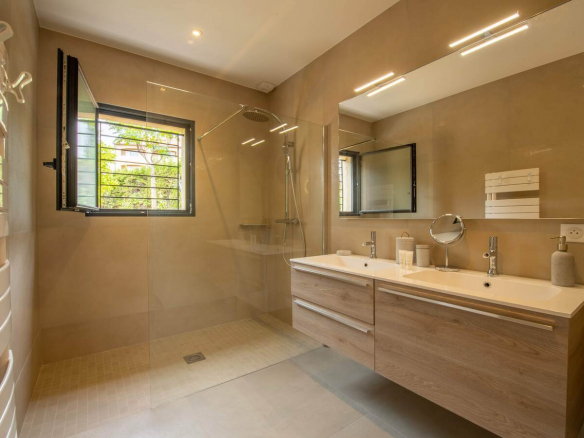 Luxury Property for rent in Saint-Tropez Côte d'Azur - Real estate