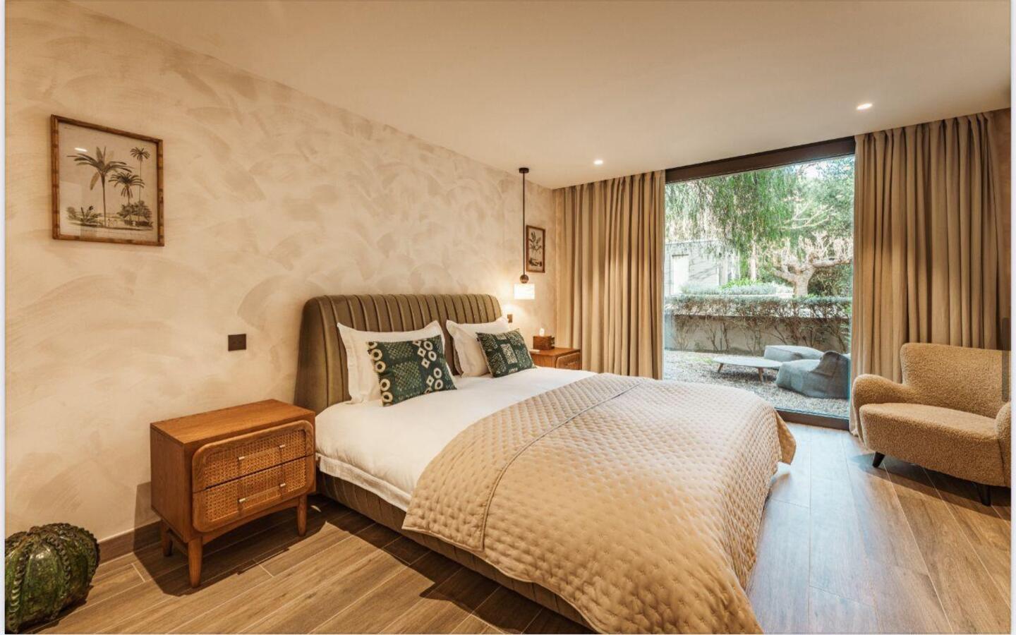 Rent-Property-Saint-Tropez-2026-Luxury-Bedroom8 Luxury Property for rent in Saint-Tropez Côte d'Azur - Real estate