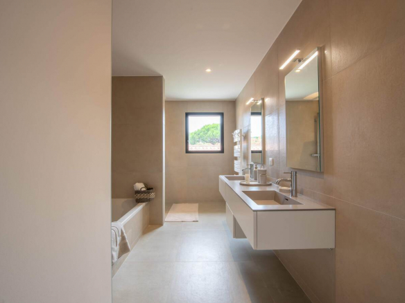 Luxury Property for rent in Saint-Tropez Côte d'Azur - Real estate