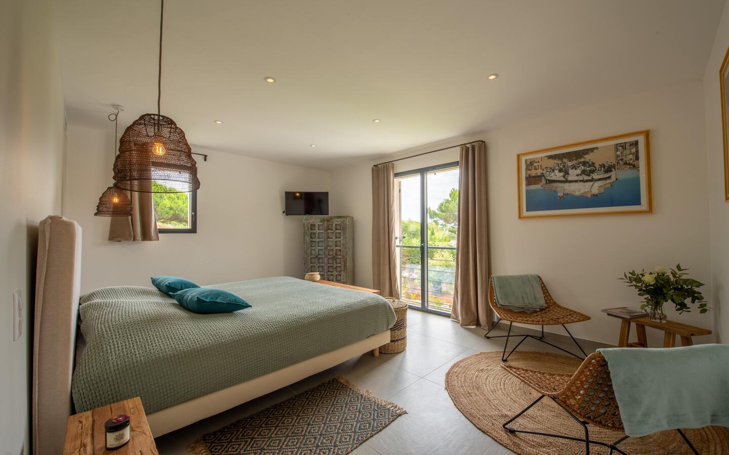 Rent-property-Saint-Tropez-2026-Luxury-bedroom1 Luxury Property for rent in Saint-Tropez Côte d'Azur - Real estate