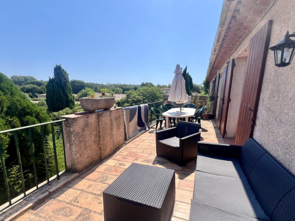 Luxury Property for sale in Saint-Tropez Côte d'Azur - Real estate
