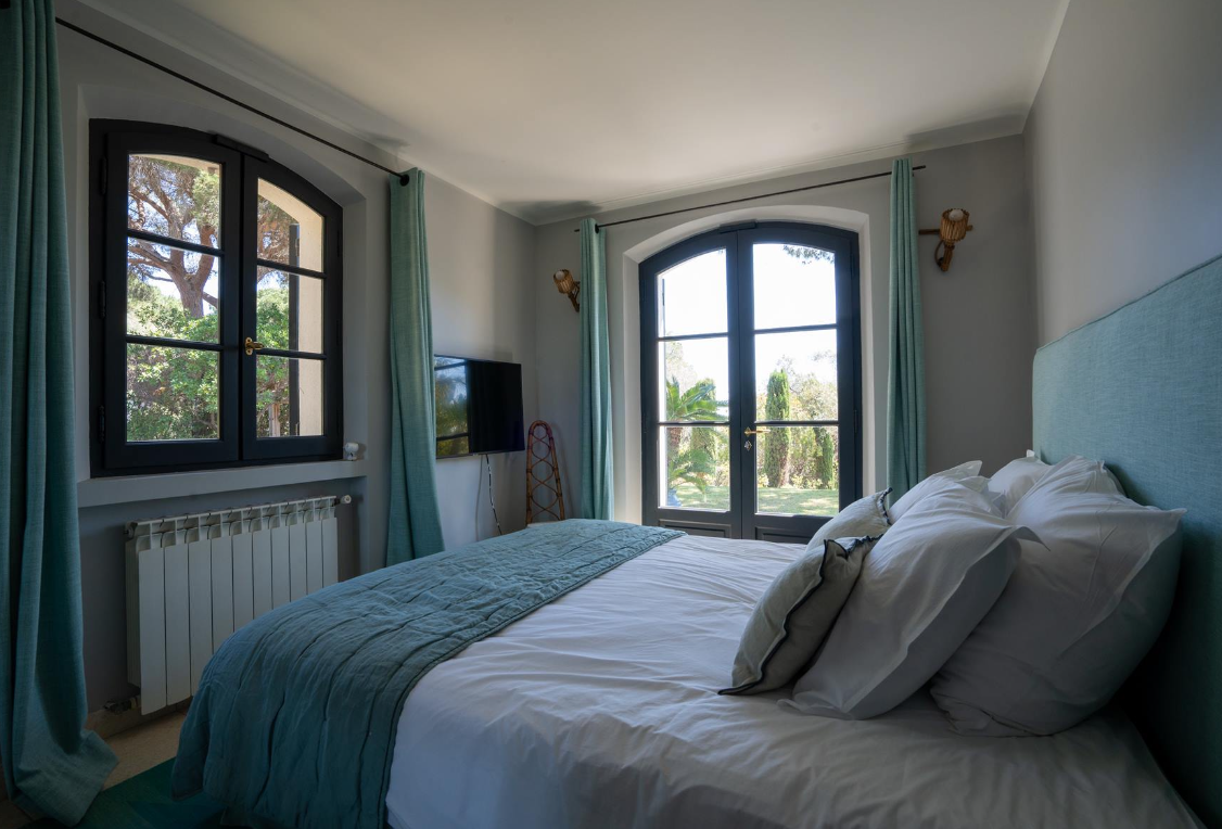 Rent-Property-Saint-Tropez-2026-Luxury-beroom3 Luxury Property for rent in Saint-Tropez Côte d'Azur - Real estate