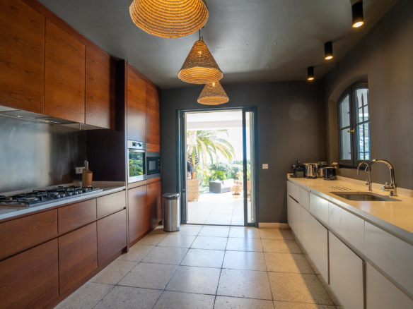 Luxury Property for rent in Saint-Tropez Côte d'Azur - Real estate