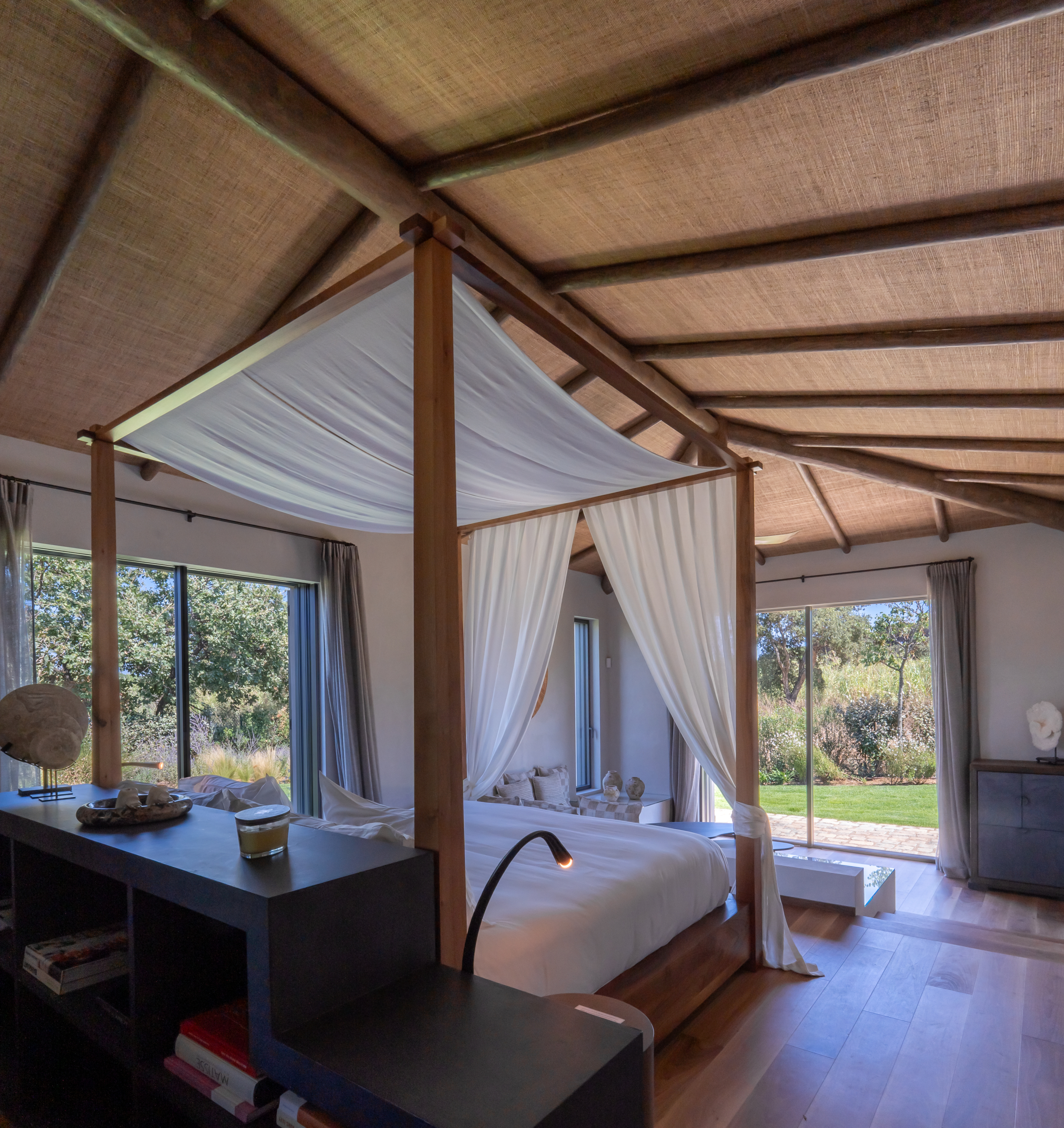 Rent-Property-Saint-Tropez-2026-Luxury-Master Luxury Property for rent in Saint-Tropez Côte d'Azur - Real estate