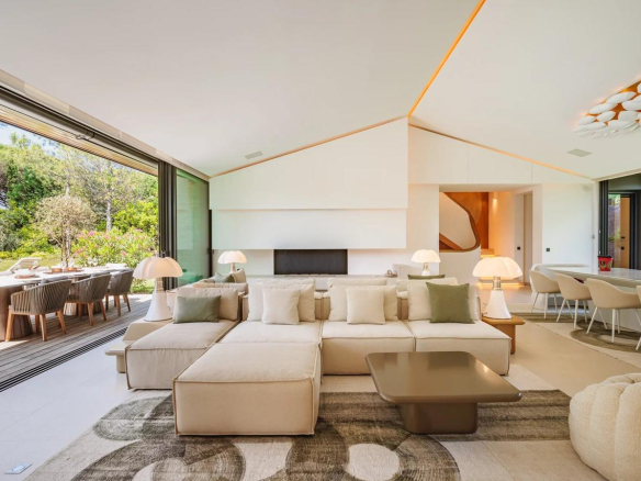 Luxury Property for rent in Saint-Tropez Côte d'Azur - Real estate