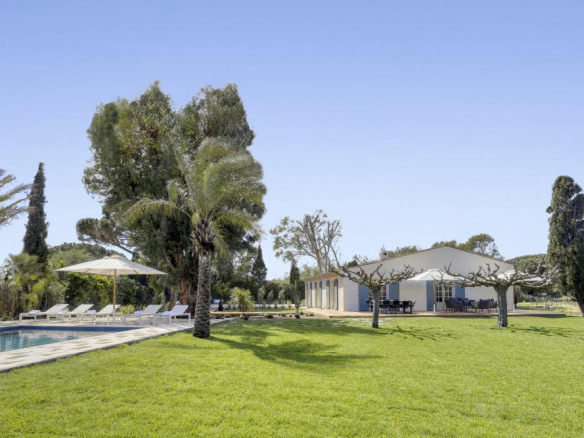 Luxury Property for rent in Saint-Tropez Côte d'Azur - Real estate