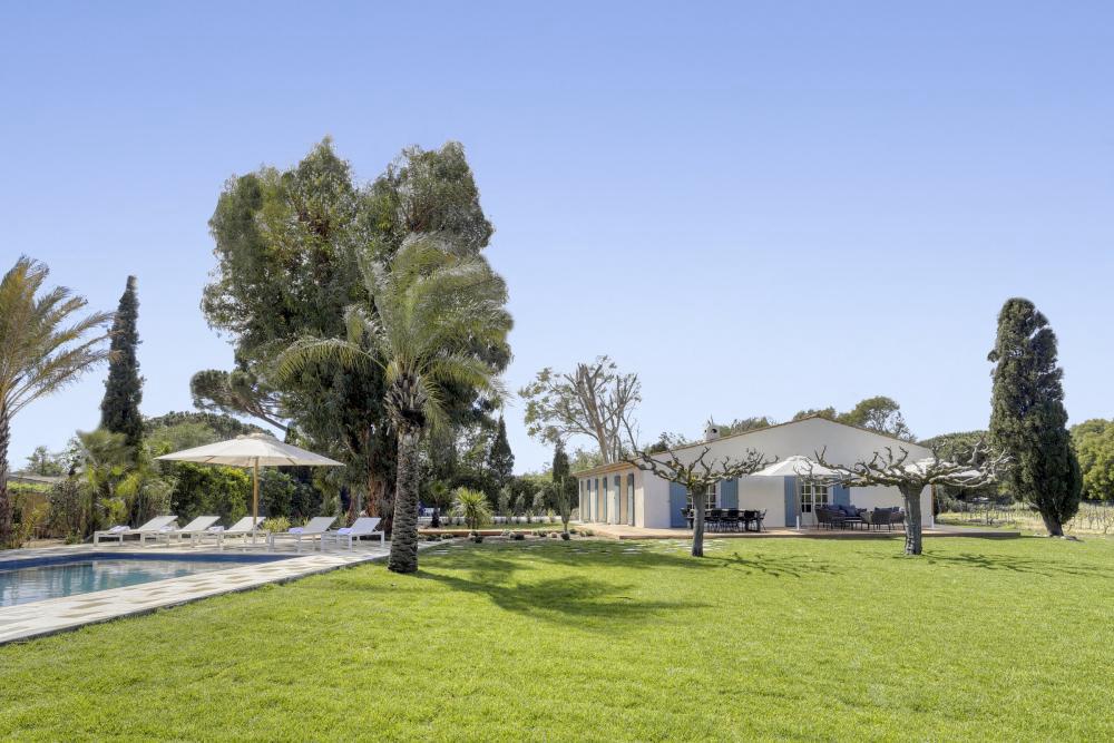 Rent-Property-Saint-Tropez-2026-Luxury-Ouside Luxury Property for rent in Saint-Tropez Côte d'Azur - Real estate
