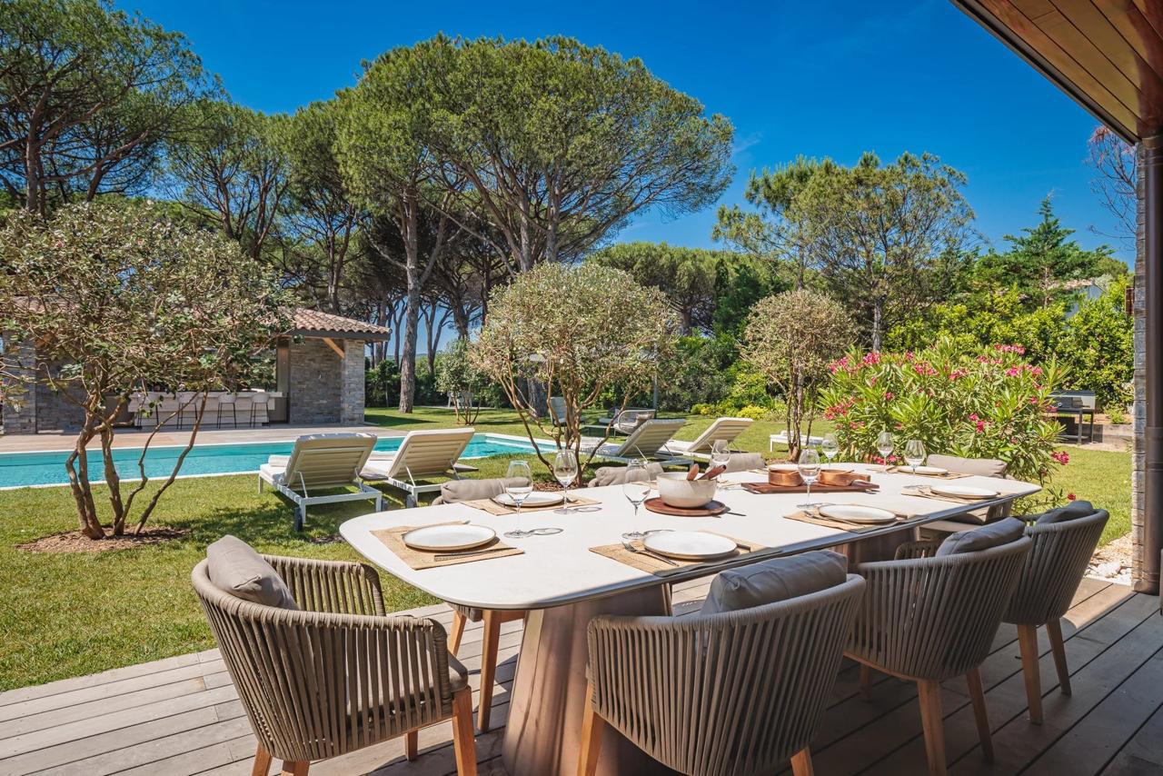 Rent-Property-Saint-Tropez-2026-Luxury-terrace Luxury Property for rent in Saint-Tropez Côte d'Azur - Real estate